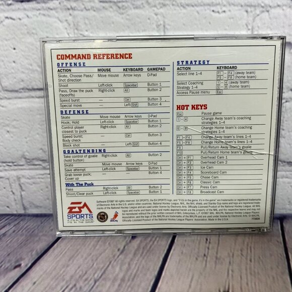 NHL 98 PC Game CD Rom Windows 95 - Disc is Like New Condition - Cracked Case - Picture 2 of 6